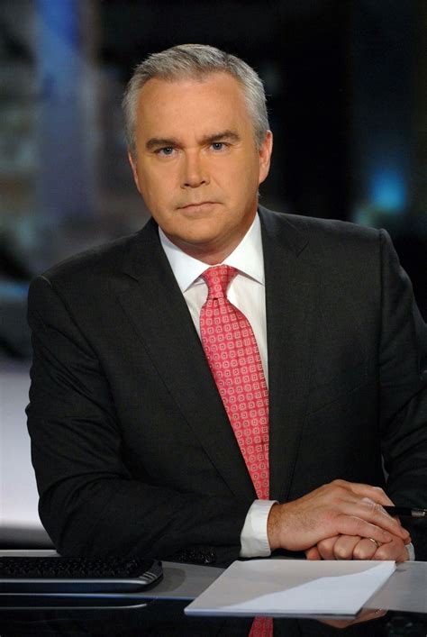 huw edwards twitter picture